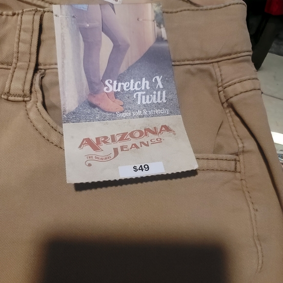 NWT Arizona Jeans Tan Stretch Jeggings Size 9 - Picture 6 of 9